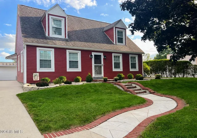Photo 1 of Single family home for sale at 143 Rock St, Fostoria, OH 44830 | MLS# 10013308 | Listing updated on 2026-09-20