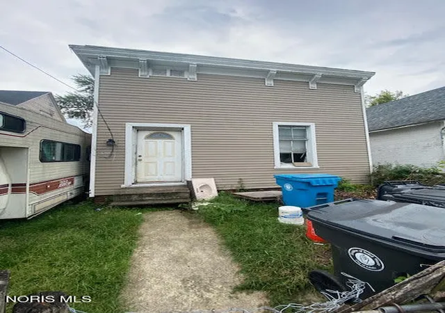 Photo 1 of Single family home for sale at 1950 N Ontario St, Toledo, OH 43611 | MLS# 10013305 | Listing updated on 2026-09-11