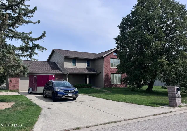 Photo 1 of Sale Pending at 926 Cardinal Dr, Bryan, OH 43506 | MLS# 10013485 | Listing updated on 2026-10-29