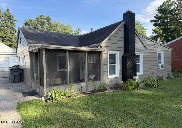 Photo 2 of Single family home for sale at 5616 Yarmouth Ave, Toledo, OH 43623 | MLS# 10013340 | Listing updated on 2026-09-24