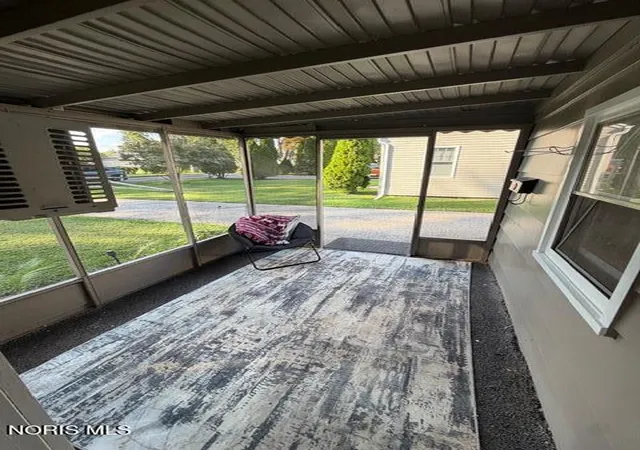 Photo 4 of Single family home for sale at 5616 Yarmouth Ave, Toledo, OH 43623 | MLS# 10013340 | Listing updated on 2026-09-24