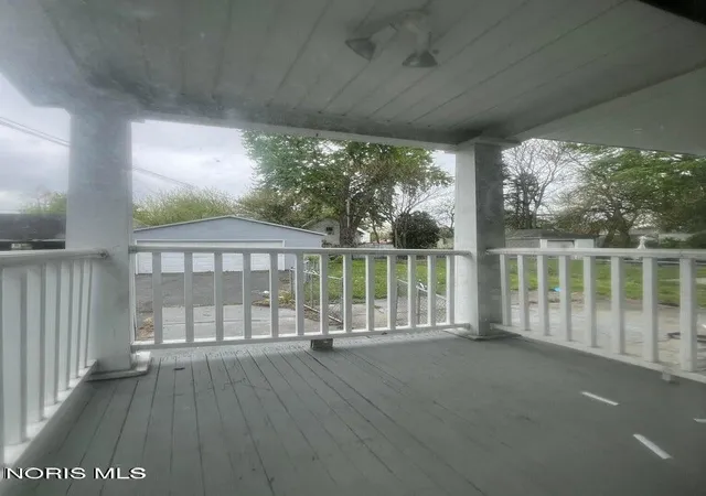 Photo 2 of Single family home for sale at 1721 Mansfield St, Toledo, OH 43613 | MLS# 10013359 | Listing updated on 2026-09-14