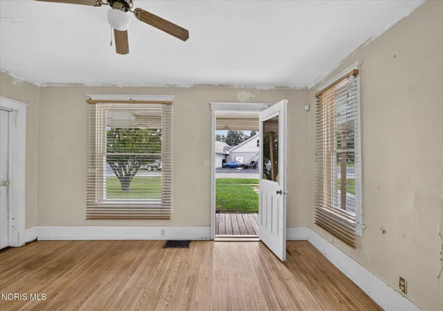 Photo 4 of House for sale at 522 Beckham St, Napoleon, OH 43545 | MLS# 10013773 | Listing updated on 2026-09-22