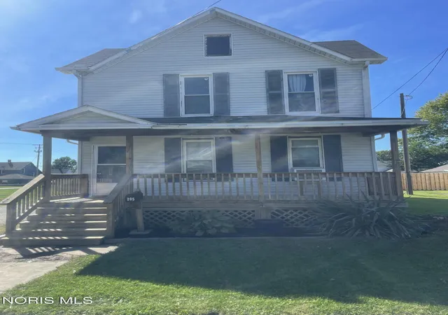 Single family home for sale at 205 N Buckeye St, Bellevue, OH 44811 | MLS# 10013371
