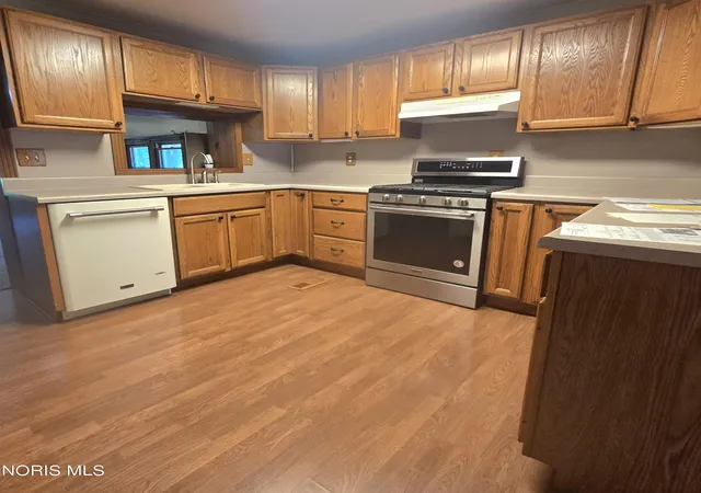 Photo 3 of Single family home for sale at 4496 County Hwy 1 2, Swanton, OH 43558 | MLS# 10013382 | Listing updated on 2026-10-01