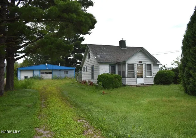 Single family home for sale at 8843 Manore Rd, Grand Rapids, OH 43522 | MLS# 10013400