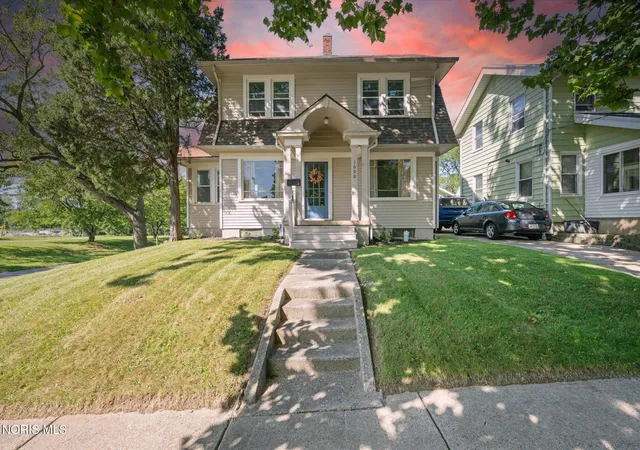Photo 1 of Single family home for sale at 1600 Colton St, Toledo, OH 43609 | MLS# 10013441 | Listing updated on 2026-09-21