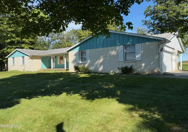 Single family home for sale at 3135 Rosedale Rd, Edgerton, OH 43517 | MLS# 10013415