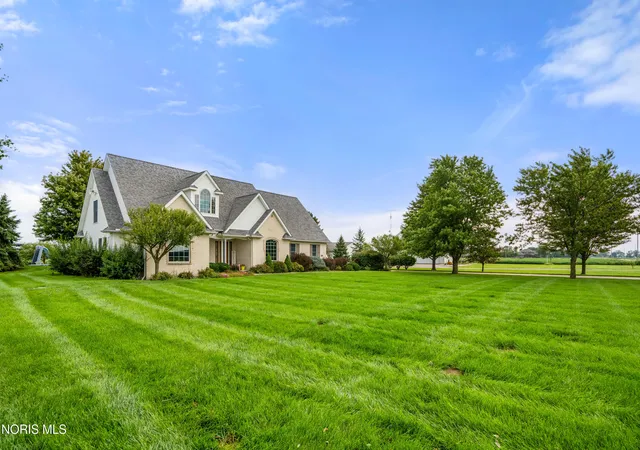Photo 3 of Single family home for sale at 2160 Co Rd M, Swanton, OH 43558 | MLS# 10013432 | Listing updated on 2026-09-22