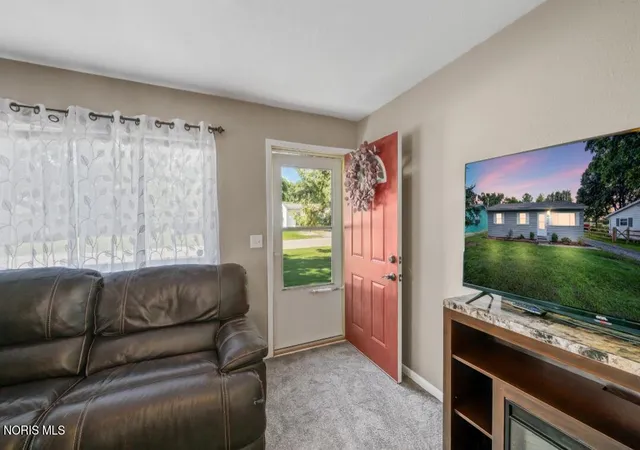 Photo 3 of Single family home for sale at 310 Jackson St, Delta, OH 43515 | MLS# 10013654 | Listing updated on 2026-09-29