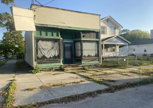 Photo 2 of Single family home for sale at 1238 N Ontario St, Toledo, OH 43604 | MLS# 10013517 | Listing updated on 2026-09-17