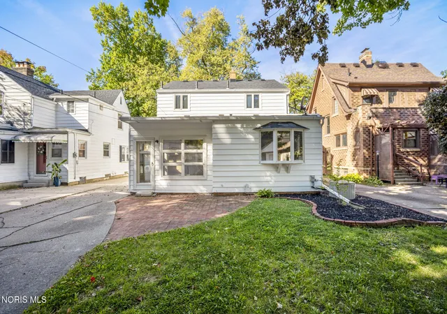 Photo 31 of Single family home for sale at 2716 Powhattan Pkwy, Toledo, OH 43606 | MLS# 10013443 | Listing updated on 2026-10-26