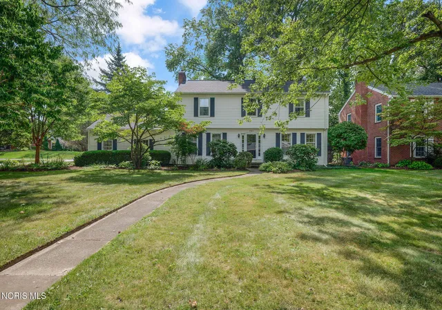 Photo 1 of Single family home for sale at 721 Ordway Ave, Bowling Green, OH 43402 | MLS# 10013612 | Listing updated on 2026-09-28