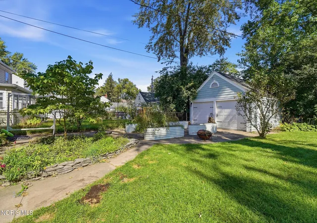 Photo 76 of Sale Pending at 2540 Secor Rd, Toledo, OH 43606 | MLS# 10014114 | Listing updated on 2026-10-07