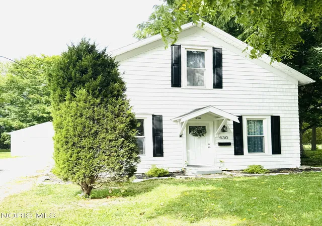 Photo 1 of Single family home for sale at 430 Rulf St, Defiance, OH 43512 | MLS# 10013515 | Listing updated on 2026-09-17