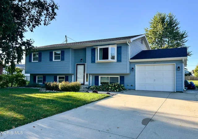 Photo 1 of Single family home for sale at 15 Duchess Ct, Tiffin, OH 44883 | MLS# 10013488 | Listing updated on 2026-09-22