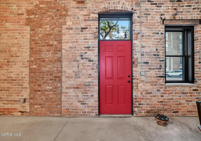 Photo 4 of Condo for sale at 18 Broadway St, Toledo, OH 43604 | MLS# 10013544 | Listing updated on 2026-10-02