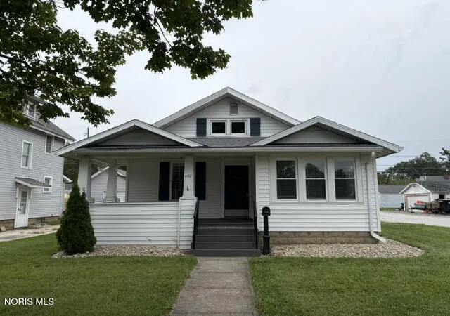 Photo 3 of Single family home for sale at 492 N Washington St, Tiffin, OH 44883 | MLS# 10013604 | Listing updated on 2026-09-22