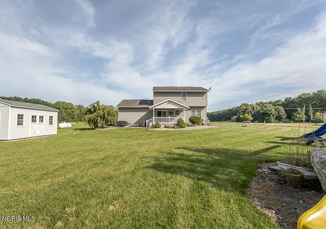 Photo 4 of Single family home for sale at 11560 W Toussaint E Rd, Oak Harbor, OH 43449 | MLS# 10013474 | Listing updated on 2026-10-08