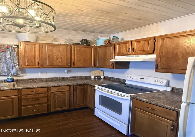 Photo 3 of Single family home for sale at 819 Delaware Ave, Montpelier, OH 43543 | MLS# 10013603 | Listing updated on 2026-09-19