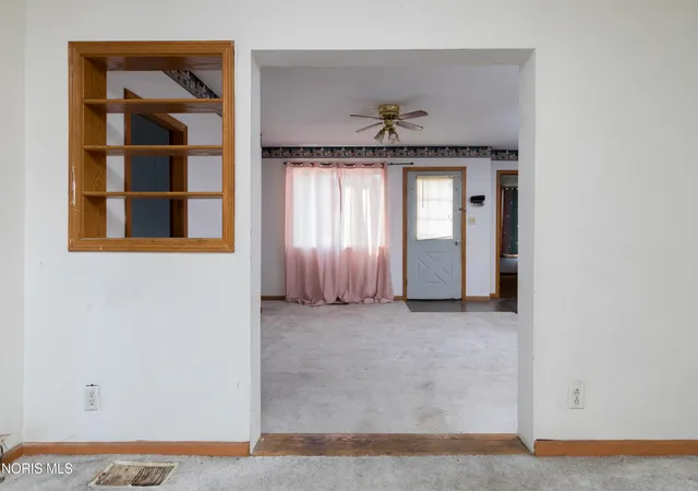 Photo 4 of Single family home for sale at 531 W Tiffin St, Fostoria, OH 44830 | MLS# 10013501 | Listing updated on 2026-10-01