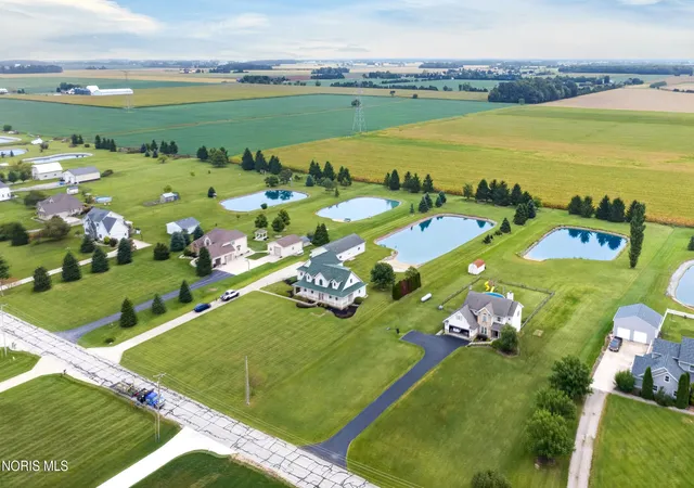 Photo 2 of Single family home for sale at 14360 County Rd 2, Swanton, OH 43558 | MLS# 10013553 | Listing updated on 2026-09-20