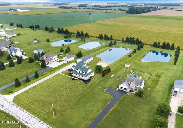 Photo 3 of Single family home for sale at 14360 County Rd 2, Swanton, OH 43558 | MLS# 10013553 | Listing updated on 2026-09-20