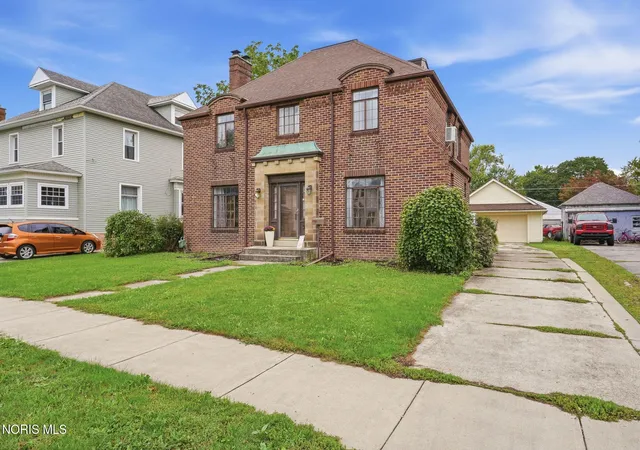 Photo 63 of Single family home for sale at 733 N Main St, Fostoria, OH 44830 | MLS# 10013735 | Listing updated on 2026-10-06