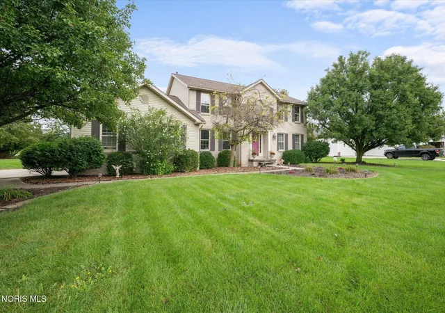 Photo 1 of Single family home for sale at 22119 W Bittersweet Ln, Curtice, OH 43412 | MLS# 10013742 | Listing updated on 2026-10-05