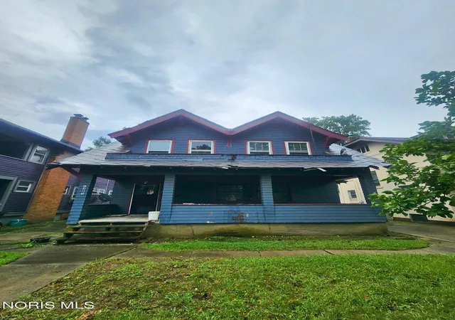 Single family home for sale at 1445 Goodale Ave, Toledo, OH 43606 | MLS# 10013521