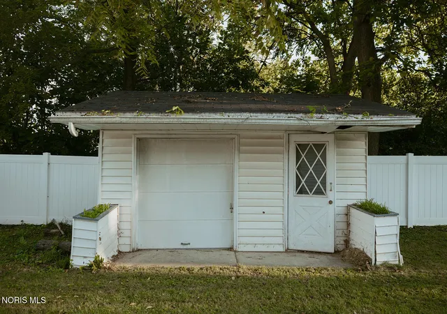 Photo 3 of Single family home for sale at 226 Spencer Dr, Van Wert, OH 45891 | MLS# 10013650 | Listing updated on 2026-09-19