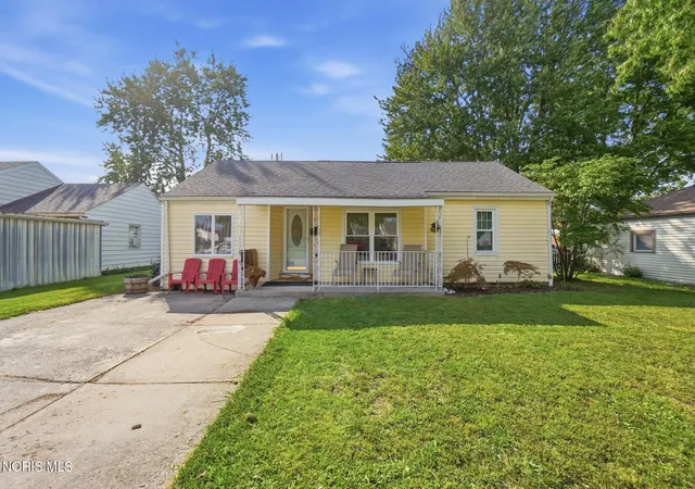 Photo 1 of Single family home for sale at 730 N Walnut St, Paulding, OH 45879 | MLS# 10013513 | Listing updated on 2026-09-16
