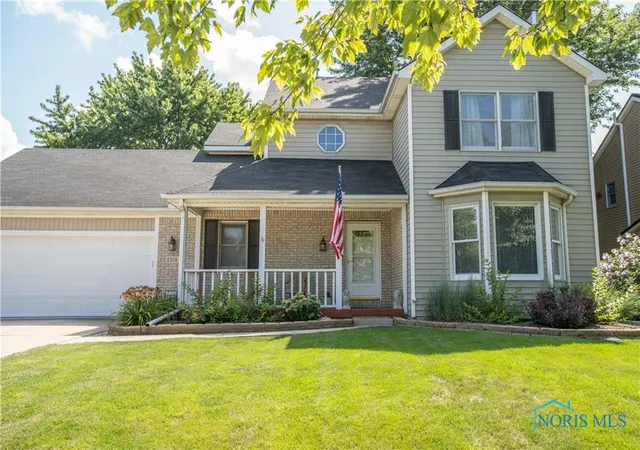 Photo 1 of Single family home for sale at 2218 Willowtree Ln, Maumee, OH 43537 | MLS# 10013591 | Listing updated on 2026-09-21