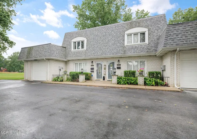 Photo 1 of Condo for sale at 6925 Fenwyck Rd, Maumee, OH 43537 | MLS# 10013613 | Listing updated on 2026-09-18