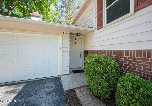 Photo 3 of Single family home for sale at 6448 Coppersmith Rd, Sylvania, OH 43560 | MLS# 10013585 | Listing updated on 2026-10-02