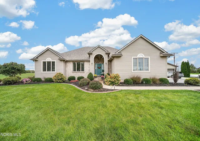 Photo 1 of Single family home for sale at 4265 County Rd 86, Findlay, OH 45840 | MLS# 10013750 | Listing updated on 2026-09-27