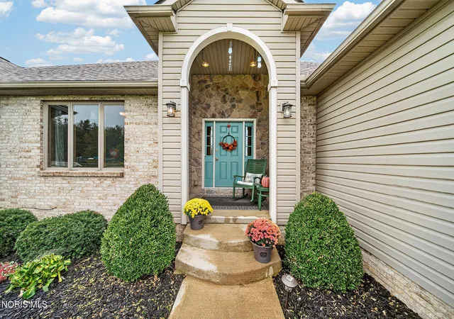 Photo 3 of Single family home for sale at 4265 County Rd 86, Findlay, OH 45840 | MLS# 10013750 | Listing updated on 2026-09-27