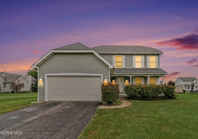 Single family home for sale at 4077 Stable Crk Dr, Perrysburg, OH 43551 | MLS# 10013564