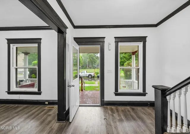 Photo 4 of Single family home for sale at 536 Acklin Ave, Toledo, OH 43620 | MLS# 10013671 | Listing updated on 2026-09-25