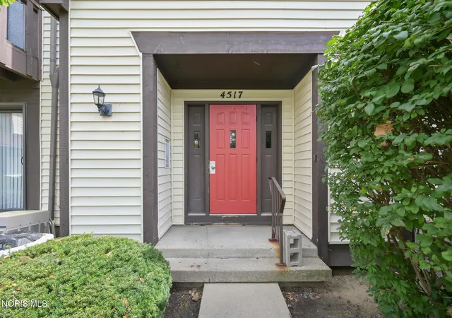 Photo 2 of Condo for sale at 4517 W Bancroft St # 32, Toledo, OH 43615 | MLS# 10013614 | Listing updated on 2026-09-20