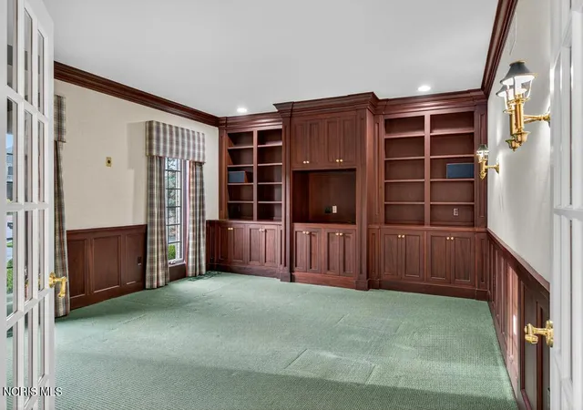 Photo 3 of Single family home for sale at 15 Stableside Rd, Ottawa Hills, OH 43615 | MLS# 10014489 | Listing updated on 2026-10-09