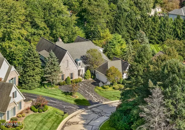 Photo 80 of Single family home for sale at 15 Stableside Rd, Ottawa Hills, OH 43615 | MLS# 10014489 | Listing updated on 2026-10-09