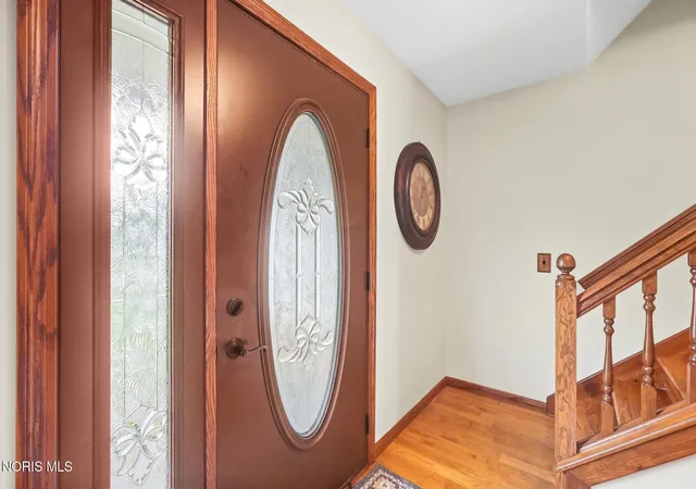 Photo 4 of Single family home for sale at 1579 Rosewood Dr, Bowling Green, OH 43402 | MLS# 10013637 | Listing updated on 2026-09-28