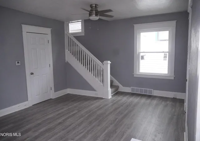Photo 4 of Sale Pending at 1436 Goodale Ave, Toledo, OH 43606 | MLS# 10013838 | Listing updated on 2026-10-04