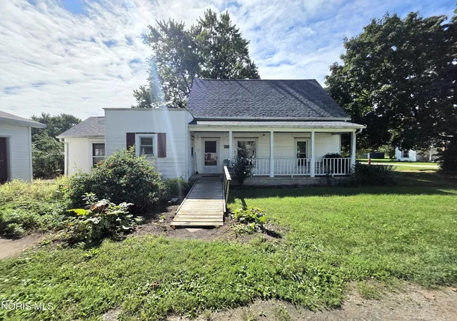 Photo 4 of Single family home for sale at 146 Stahl St, Bradner, OH 43406 | MLS# 10013640 | Listing updated on 2026-09-27