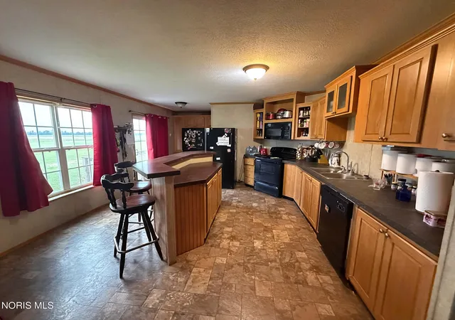 Photo 3 of Single family home for sale at 23350 W Trowbridge Rd, Millbury, OH 43447 | MLS# 10013752 | Listing updated on 2026-09-22