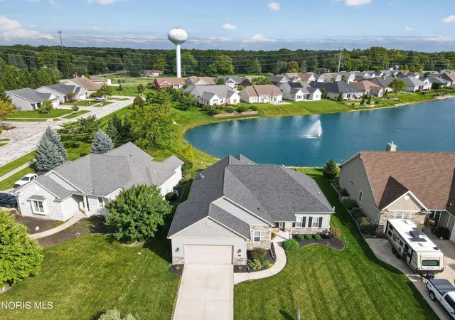 Single family home for sale at 9940 Charles Glen Ln, Whitehouse, OH 43571 | MLS# 10013733
