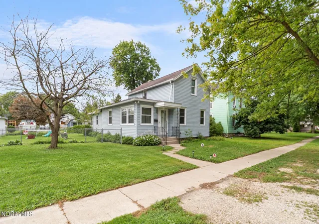 Photo 2 of Sale Pending at 435 4th Street, Fremont, OH 43420 | MLS# 10013721 | Listing updated on 2026-09-28