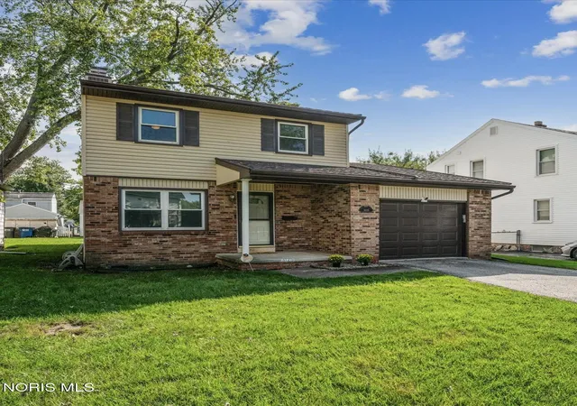 Photo 1 of Sale Pending at 3125 Strathmoor Ave, Toledo, OH 43614 | MLS# 10013676 | Listing updated on 2026-09-30