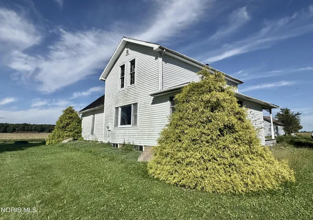 Photo 1 of Single family home for sale at 10140 Co Rd 17, West Unity, OH 43570 | MLS# 10013679 | Listing updated on 2026-09-21